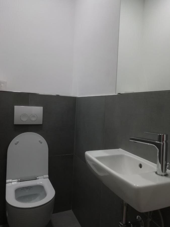 Carniolan House - Gorenska Hiska Radovljica Bagian luar foto