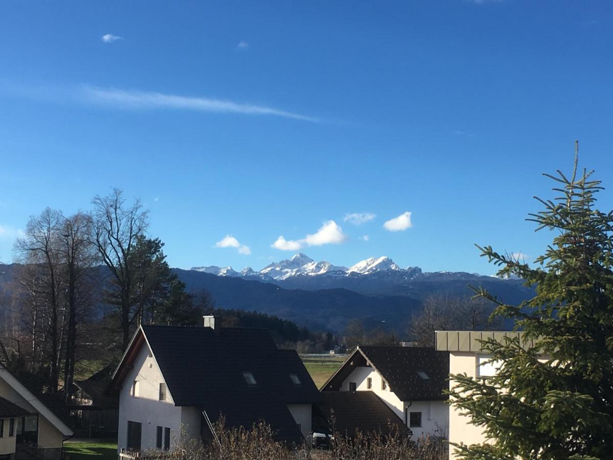 Carniolan House - Gorenska Hiska Radovljica Bagian luar foto